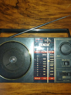 Vintage portable radio TEXCO AM/FM used