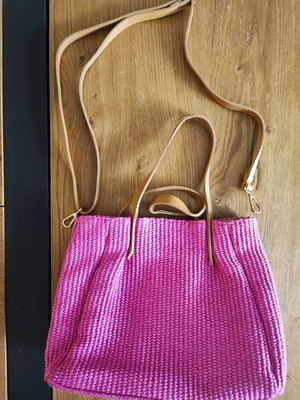 Fuchsia Straw Crossbody Bag Like New