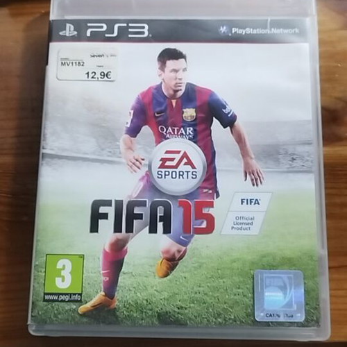 Fifa 15 PS3 game used, cover wear due to age
