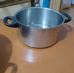 Medium cooking pot without lid