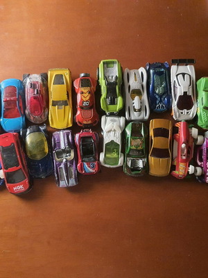Hotwheels αυτοκινητάκια μεταχειρισμένα, πακέτο 20 τεμαχίων