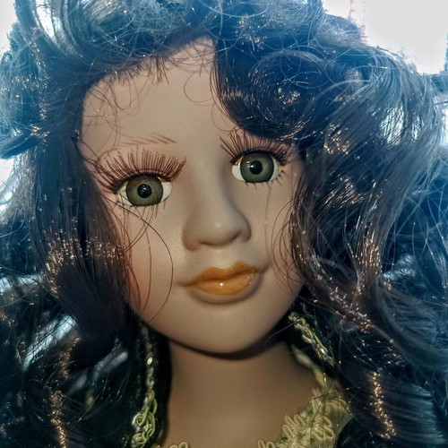 Porcelain doll like new, 40 cm tall, hand-painted