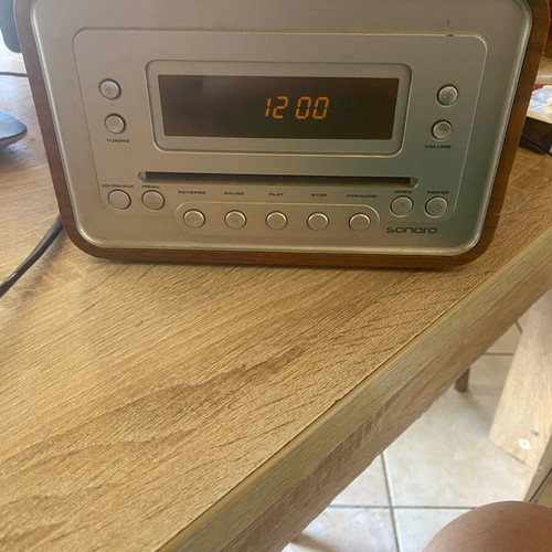 Sonora radio CD like new, retro with German-made alarm