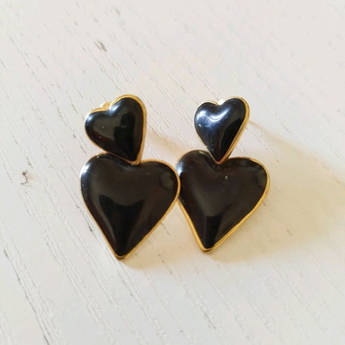 Heart-shaped dangle earrings like new, black with gold outline stainless steel