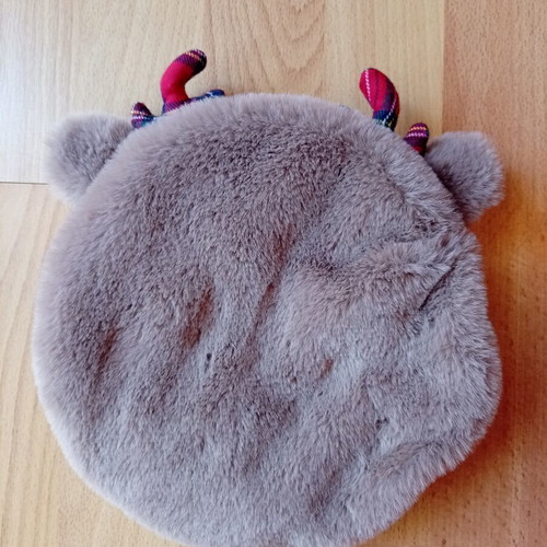 Girls' Zara toiletry bag with Rudolph design like new