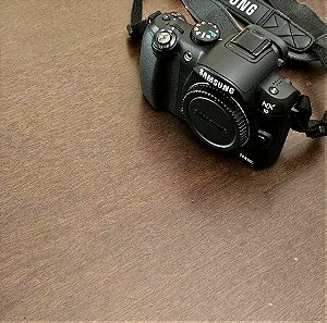 Φωτογραφική μηχανή Samsung NX 10 +2 lenses