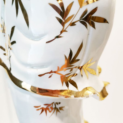 Japan porcelain figure set used with gold decoration