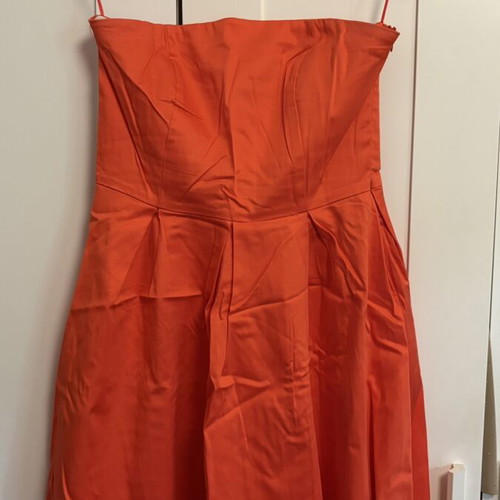 Orange dress like new, size M
