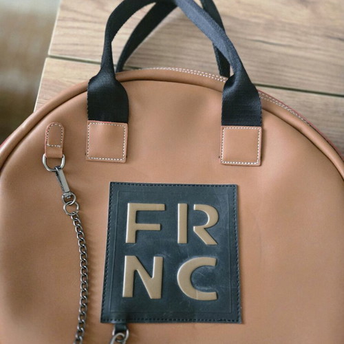 FRNC tan handbag like new