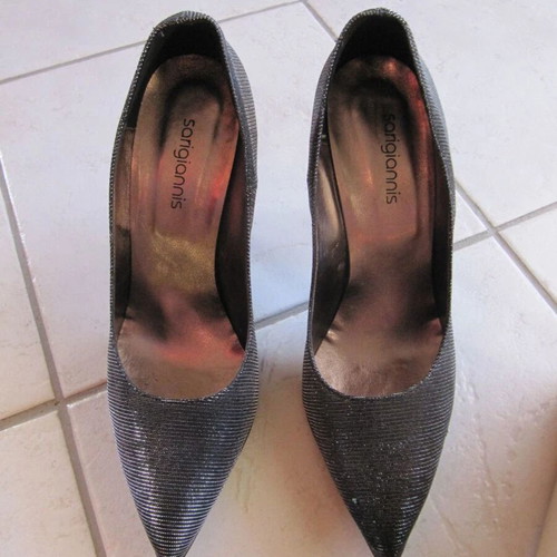 Sarigiannis women's shoes size 41 silver heels new