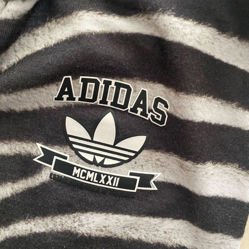 Adidas Small Zebra leggings used, black and white