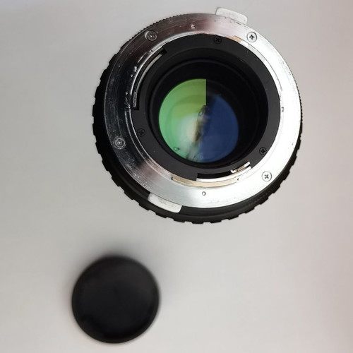 Makinon 80-200mm OM Mount Lens used with case and lens hood