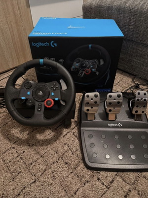 Logitech G29 Driving Force състезателен волан като нов, комплект