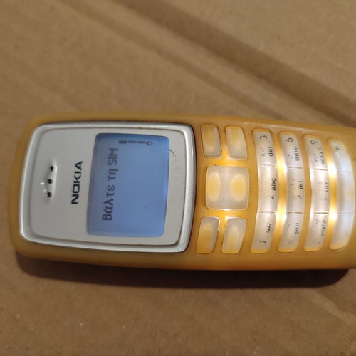 Nokia 2100 used, functional with charger without battery