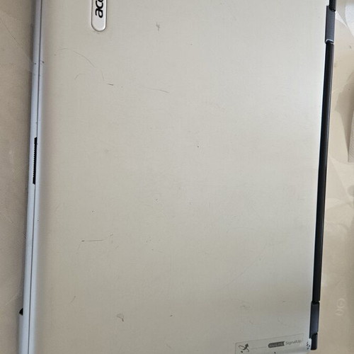 Acer Aspire 1360 Laptop used, no hard drive, for parts or repair