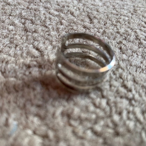 Rings like new, original and unique (faux bijoux)