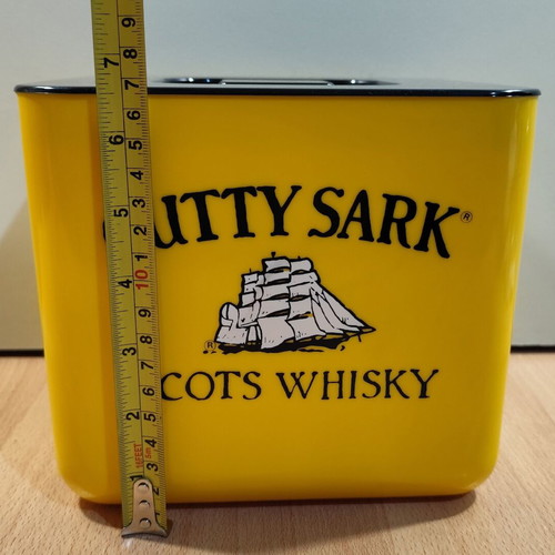 Cutty Sark Scots Whisky plastic promotional ice bucket like new