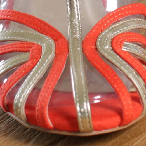 Primadonna Collection red and gold pumps new, size 37
