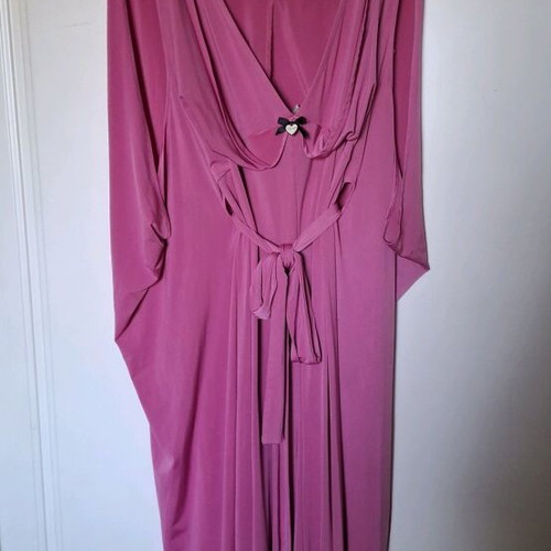 Lynne women's dress like new, pink, jersey fabric, versatile draped design