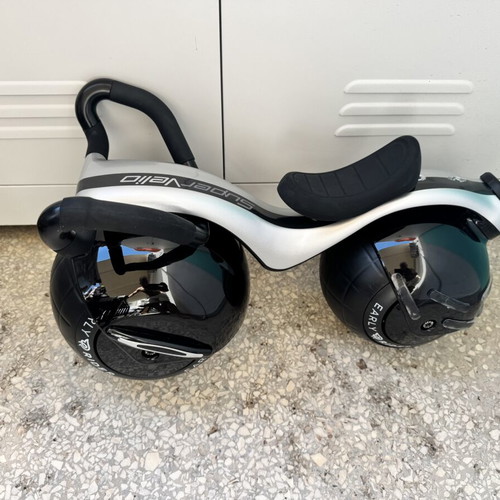 Early Rider Super Velio balance bike for babies 10-24 months