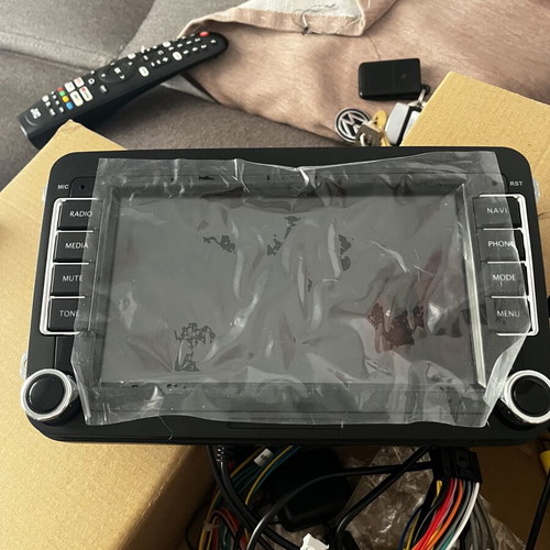 Car touchscreen for VW, SEAT, Skoda with Android 10