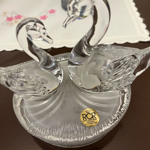 Crystal decorative figure swans RCR Italy like new