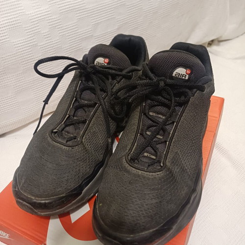 Nike Air Max DN sneakers, black, size 46, worn with worn laces