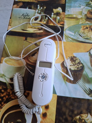 Alcatel home phone like new with cord