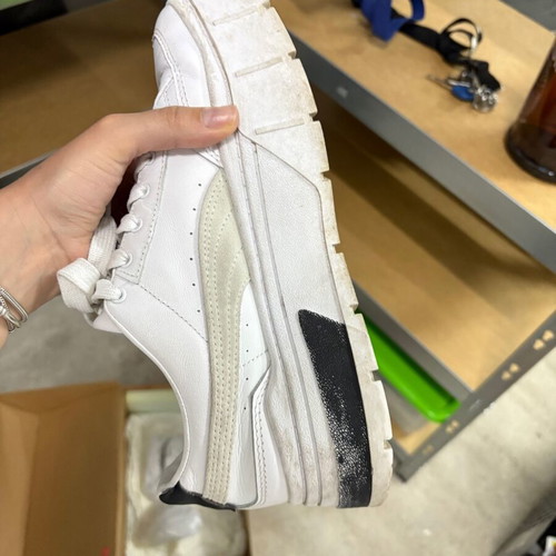 Puma sneakers used, size 40.5, white