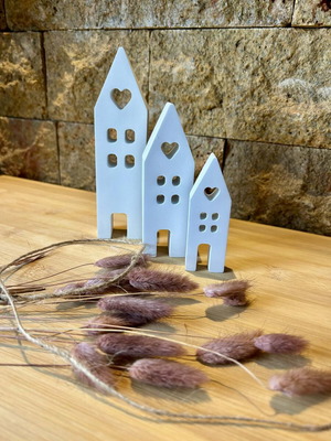 Set Three Houses One Feeling like new, porcelain 3 pieces