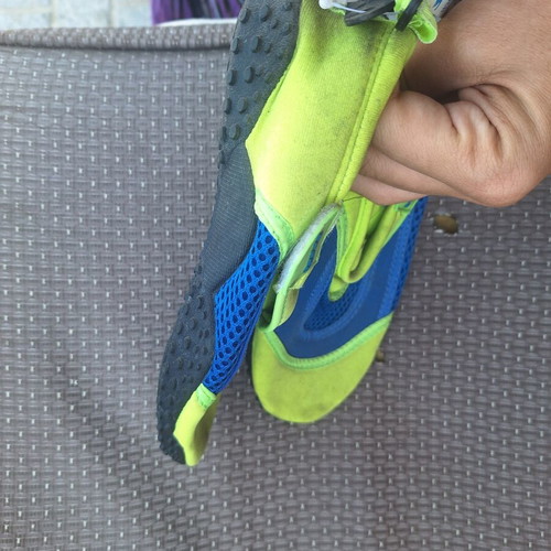 Speedo green and blue water shoes size 35 like new