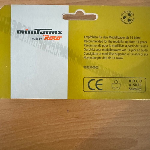 MiniTanks Hummer 693 like new