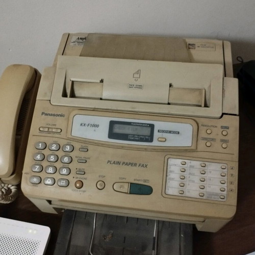 Panasonic vintage fax like new with telephone