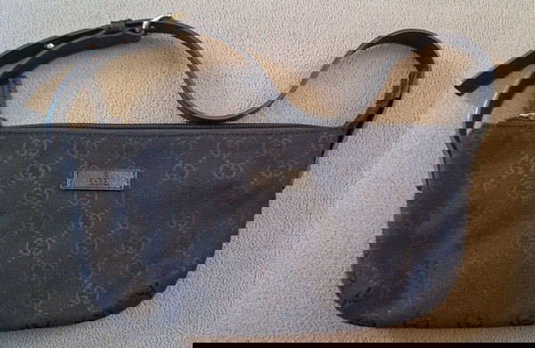 Gucci τσαντάκι