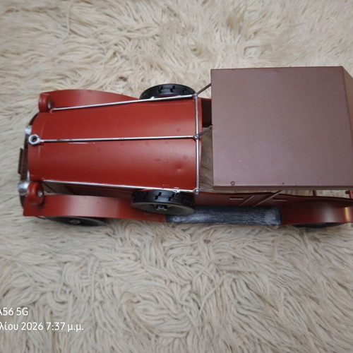 Metal decorative car used red 40x14 cm