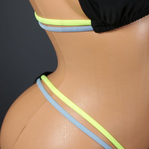 Bikini swimsuit new with dynamic colors, sizes S and M
