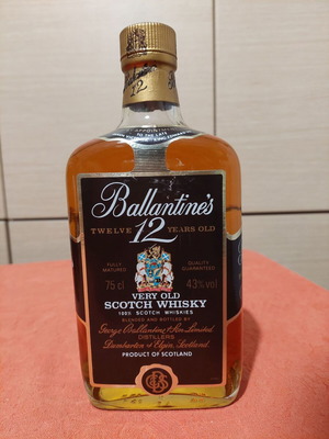 Ballantines 12 years Very old whiskey like new, 1980s edition