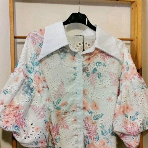 Perforated shirt with studs and puff sleeves, new, multicolor