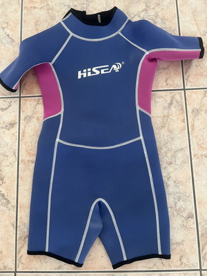 Children's 2.5mm Neoprene Swimming Suit like new, back zipper, size 110-116