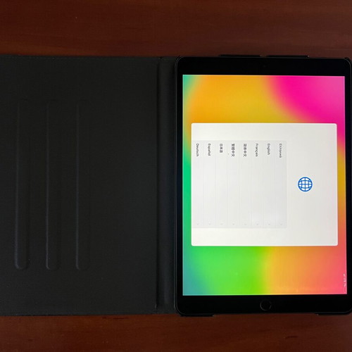 iPad Air 4G (3rd Generation) 64GB used with case