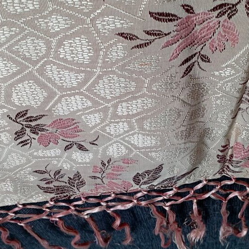Quilt like new with exquisite fabric and unique aesthetic, 2.09x2.26 m