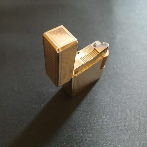 S.T. Dupont Ligne 2 lighter used with gold finish
