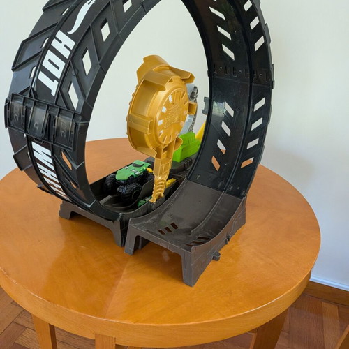 Hot Wheels playset used