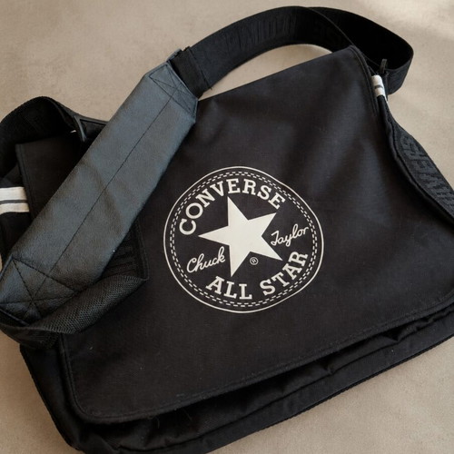 Converse Chuck Taylor All Star Messenger Bag black, new