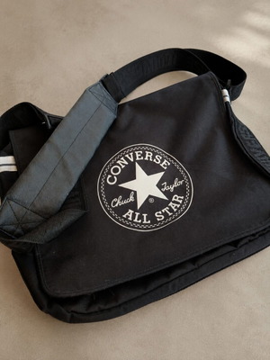 Converse Chuck Taylor All Star Messenger Bag black, new