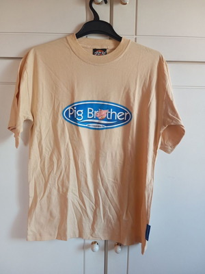 Vintage humorous t shirt Pig Brother, like new, size L-XL, apricot