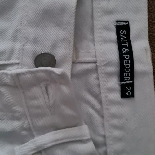 White Salt and Pepper jeans used, size 29 with ripped knees