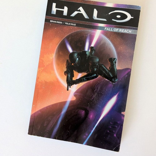 Halo: Fall of Reach graphic novel used, English edition