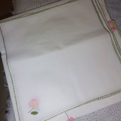 Tablecloth set with napkins new