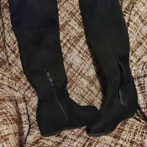 Over-the-knee boots with 10cm internal heel, like new, black, size 38